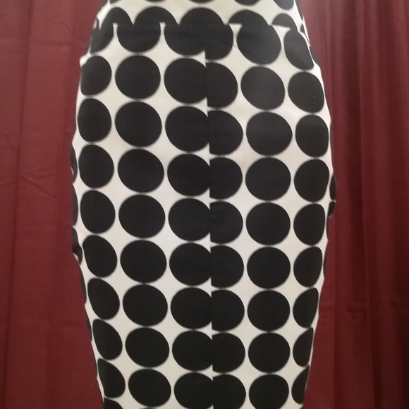 Extra long pencil skirt size 6 - Picture 5 of 8